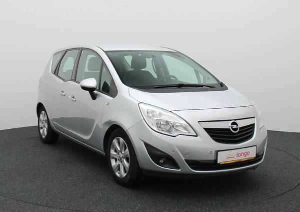 Opel Meriva cena 30499 przebieg: 200200, rok produkcji 2012 z Białystok małe 407
